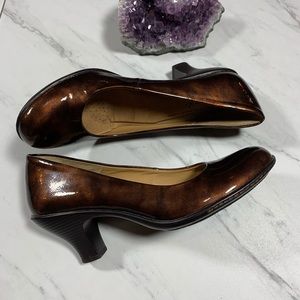 Softspots Bronze Patent Leather Heels EUC